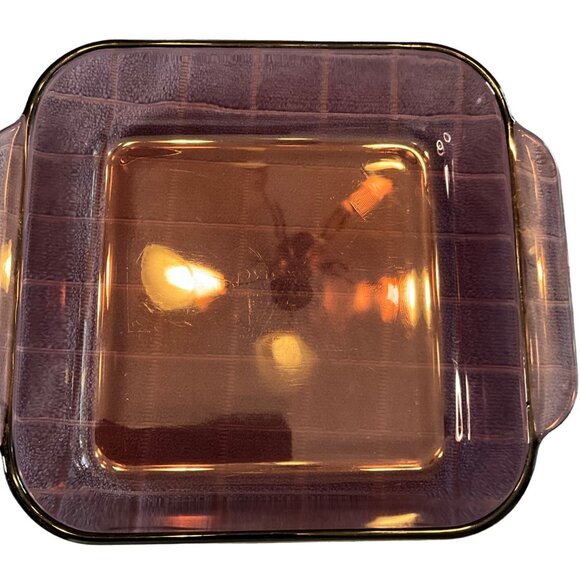 Cranberry Pyrex 8x8x2 Casserole Dish‎ 2QT #222-R Minor Scratches and Residue - Picture 2 of 3